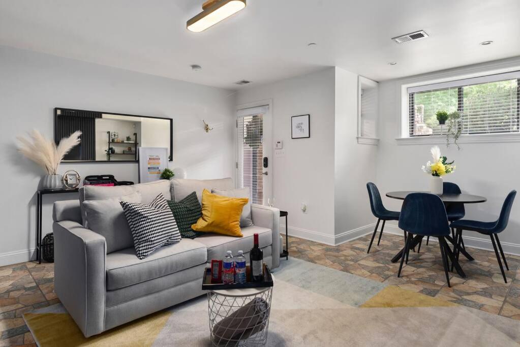 Upscale 2Br Apartment With Patio Distrito de Colúmbia Exterior foto