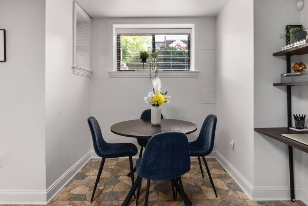 Upscale 2Br Apartment With Patio Distrito de Colúmbia Exterior foto