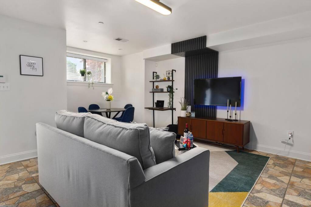 Upscale 2Br Apartment With Patio Distrito de Colúmbia Exterior foto