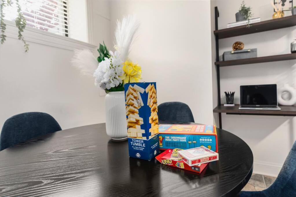 Upscale 2Br Apartment With Patio Distrito de Colúmbia Exterior foto
